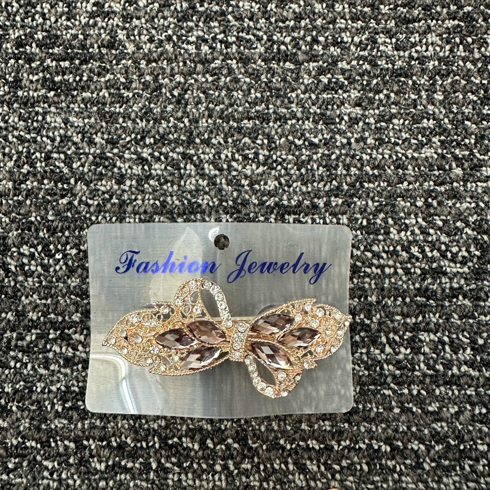 Vintage Fashion Jewelry Hair Clip